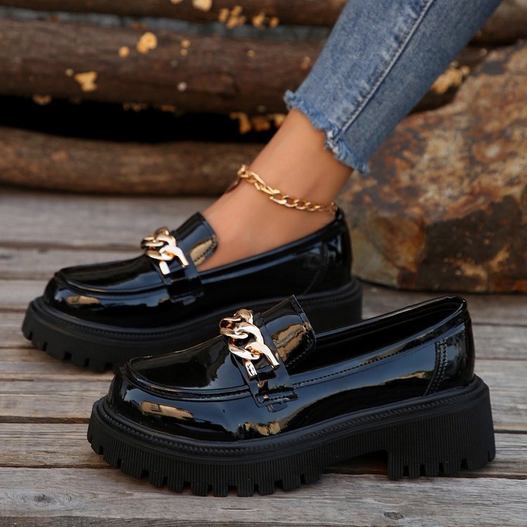 Shallow Mouth Round Head Slip-on Thick Bottom For Outdoors Fashion Shoes